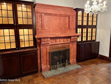 30 Willett St unit 1, Albany, NY 12210 - photo 6