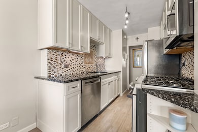 Birchwood Towers unit 7E, Forest Hills, NY 11375 - photo 6