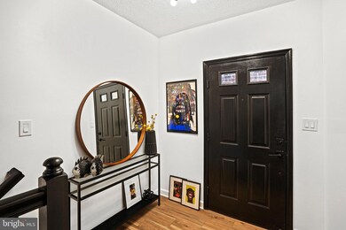 3912 Chesterwood Dr, Silver Spring, MD 20906 - photo 2