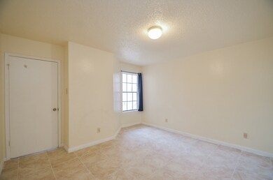 2750 Holly Hall St unit 716, Houston, TX 77054 - photo 5