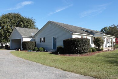 345 Running Rose Cir, Douglas, GA 31535 - photo 5