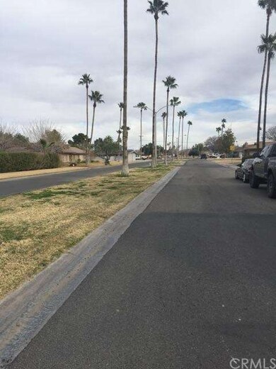 1060 N Lovekin Blvd unit 7, Blythe, CA 92225 - photo 4