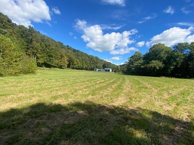 29735 HAH Rd, Hocking Hills OH
