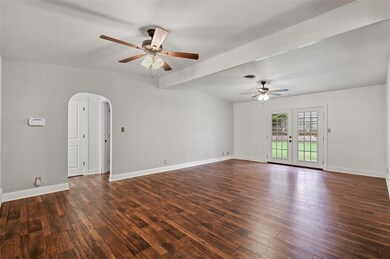 1129 Trailwood Dr, Hurst, TX 76053 - photo 4