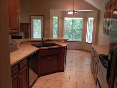 Kitchen. Good sized kitchen with all stainless ste