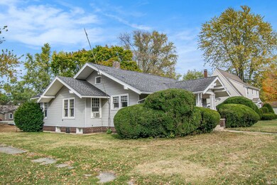 211 W Catherine St, Milford, IN 46542 - photo 2