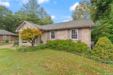 110 Weberpal Cir, New Albany, IN 47150 - photo 3