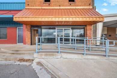 922 Commerce St E, Buffalo, TX 75831 - photo 4