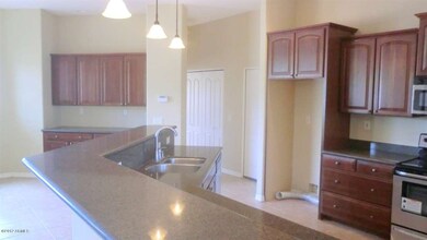 ISLAND WITH GRANITE COUNTERS
