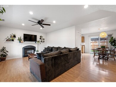 3785 Dove Ln, Eugene, OR 97402 - photo 3