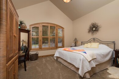 20154 Stonegate Dr, Bend, OR 97702 - photo 3