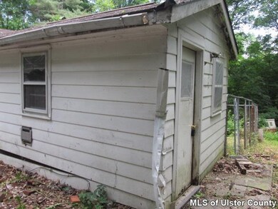 336 Maple St, Kerhonkson, NY 12446 - photo 7