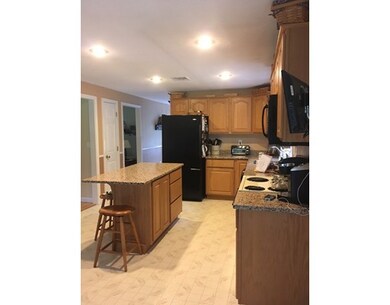 640 Townsend Harbor Rd, Lunenburg, MA 01462 - photo 7