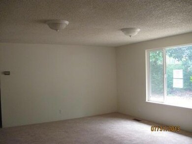 2036 Haviland Dr, Grants Pass, OR 97527 - photo 4