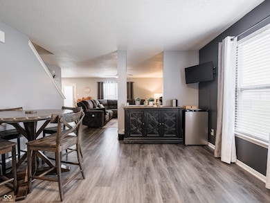 5720 Apple Branch Ct, Indianapolis, IN 46237 - photo 4