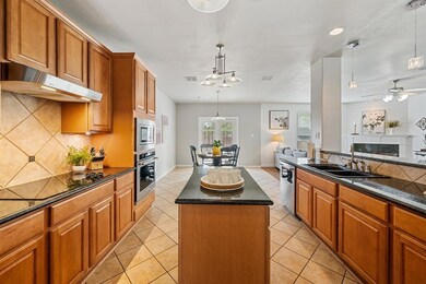 721 Saddle Ridge Trail, Weatherford, TX 76087 - photo 7