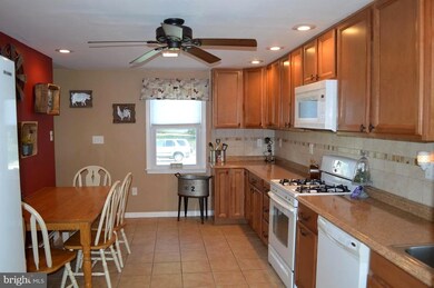 1231 University Ave, Morton, PA 19070 - photo 6