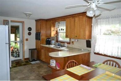 40 Malvern Rd, Brockton, MA 02301 - photo 4