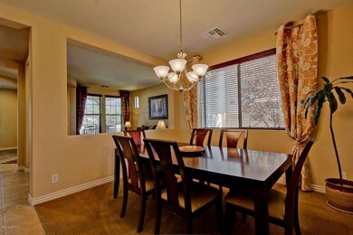 5 FORMAL DINING