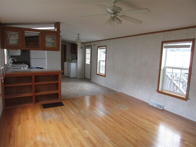 86 Nh Route 4a unit 4 Lower, Lebanon, NH 03766 - photo 5