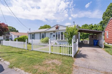 45 Prentice Ave, Pawtucket, RI 02860 - photo 4