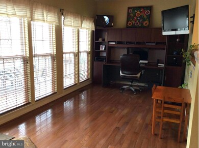 25402 Lisa Terrace, Aldie, VA 20105 - photo 5