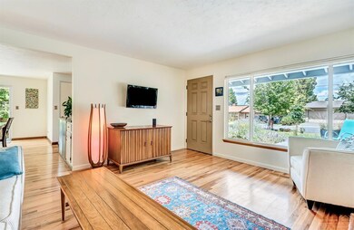 751 NE Innes Ln, Bend, OR 97701 - photo 4