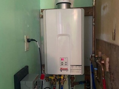 27 Montgomery Rd, Stark, NH 03582 - photo 4