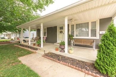 400 Hemlock Dr, Frankfort, IN 46041 - photo 2