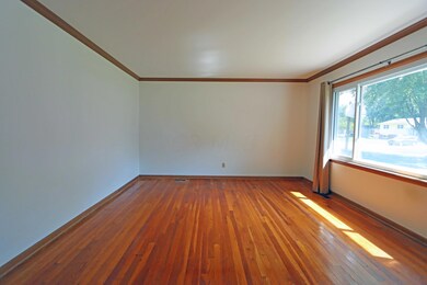 924 Van Kirk Dr, Marysville, OH 43040 - photo 5