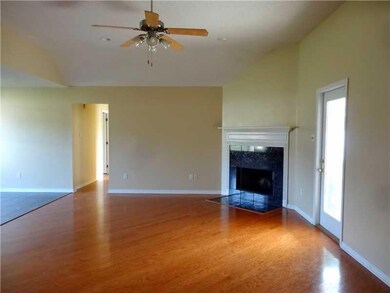 2709 Bayou Vista Dr, Marrero, LA 70072 - photo 2