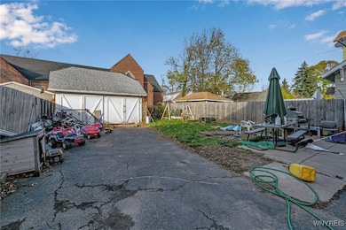 4006 Deveaux St, Niagara Falls, NY 14305 - photo 5