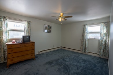 74 Shaw Cir, Northfield, VT 05663 - photo 2