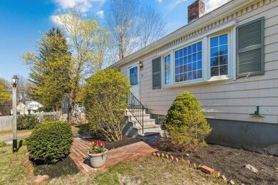 8 Wakefield St, Reading, MA 01867 - photo 4