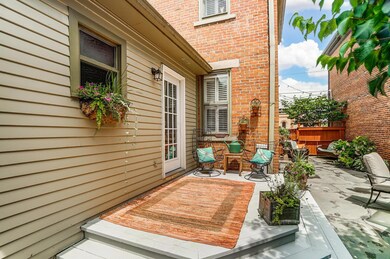 31 E Blenkner St, Columbus, OH 43215 - photo 7