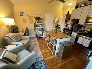 65 Walden St unit 4, Cambridge, MA 02140 - photo 4