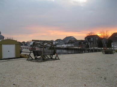 102 Veeder Ln, Bayville, NJ 08721 - photo 2