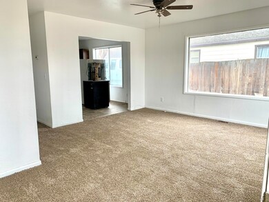 2215 Orchard Ave, Klamath Falls, OR 97601 - photo 2