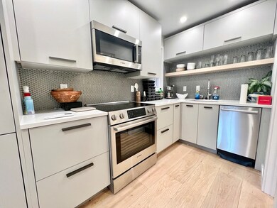 27 Thacher St unit 4, Boston, MA 02113 - photo 2