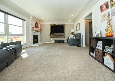 1212 4th St SW, Waverly, IA 50677 - photo 5