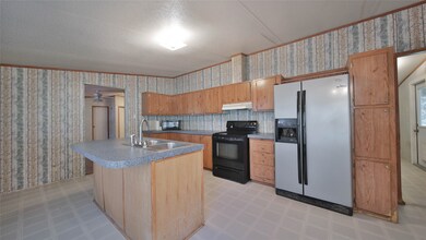 1505 Indigo Dr, Conroe, TX 77385 - photo 7