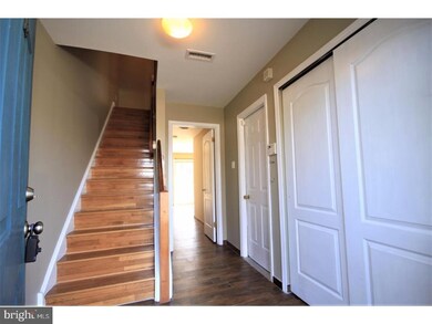 3302 Carriage Ct, North Wales, PA 19454 - photo 3