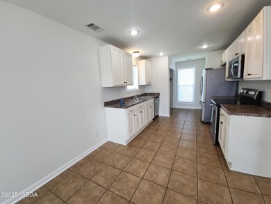 100 Stanton Cir, Warner Robins, GA 31093 - photo 7