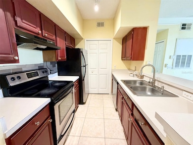 13102 Mulberry Park Dr unit 917, Orlando, FL 32821 - photo 7