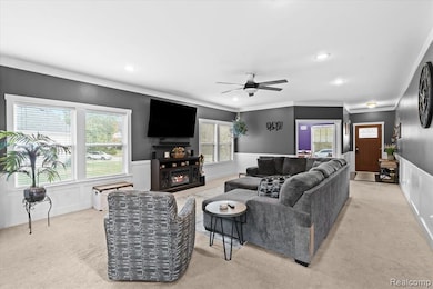 552 Hewitt St, Howell, MI 48843 - photo 7