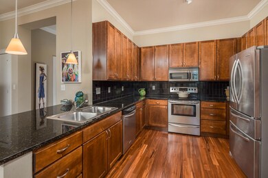 129 Walnut St 410 03