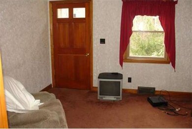 385 Forest St, Rockland, MA 02370 - photo 2