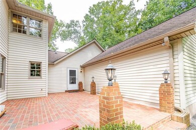 255 Farmwood Dr, Statesville, NC 28625 - photo 4