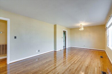 04-1426 Ely Rd-4