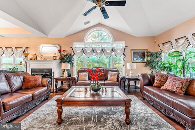 9917 Middle Mill Dr, Owings Mills, MD 21117 - photo 5